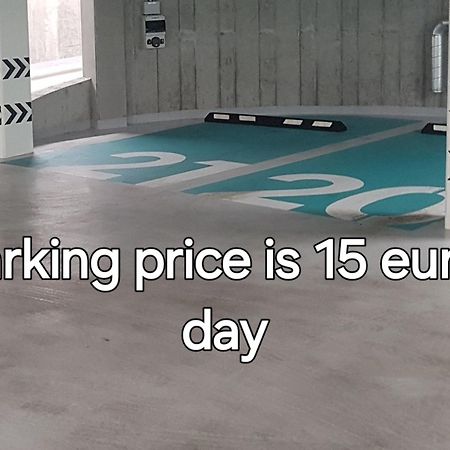 Happy Inn Emporia, Self Chek-In, Parking In The Underground Garage VNO Buitenkant foto
